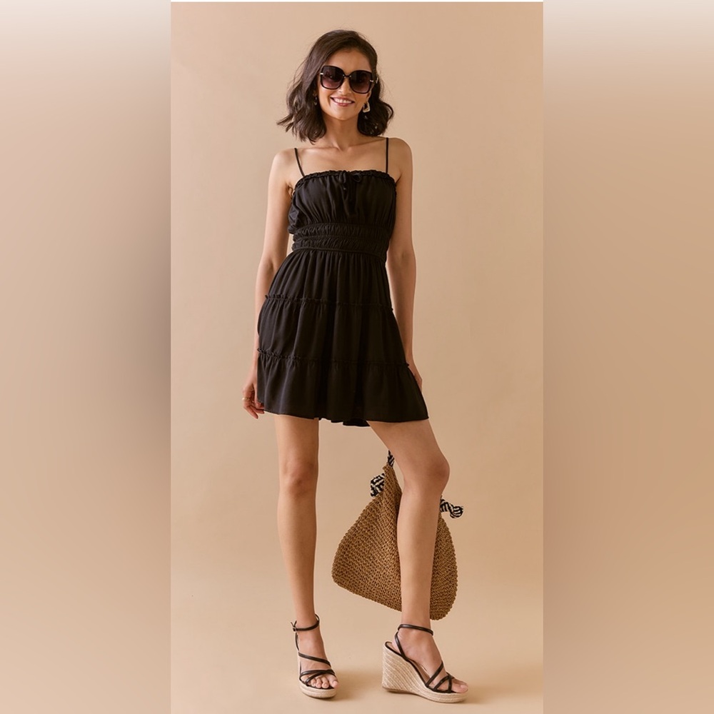 (21)New Francesca’s Kim Ruched A Line Upper Black Mini Dress - Picture 3 of 6